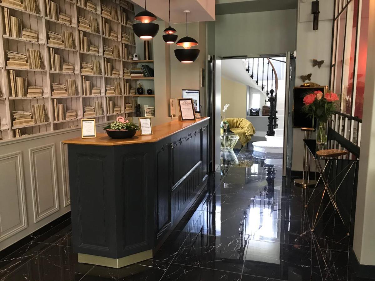 Le Grand Hotel Mont Dore Bagian luar foto