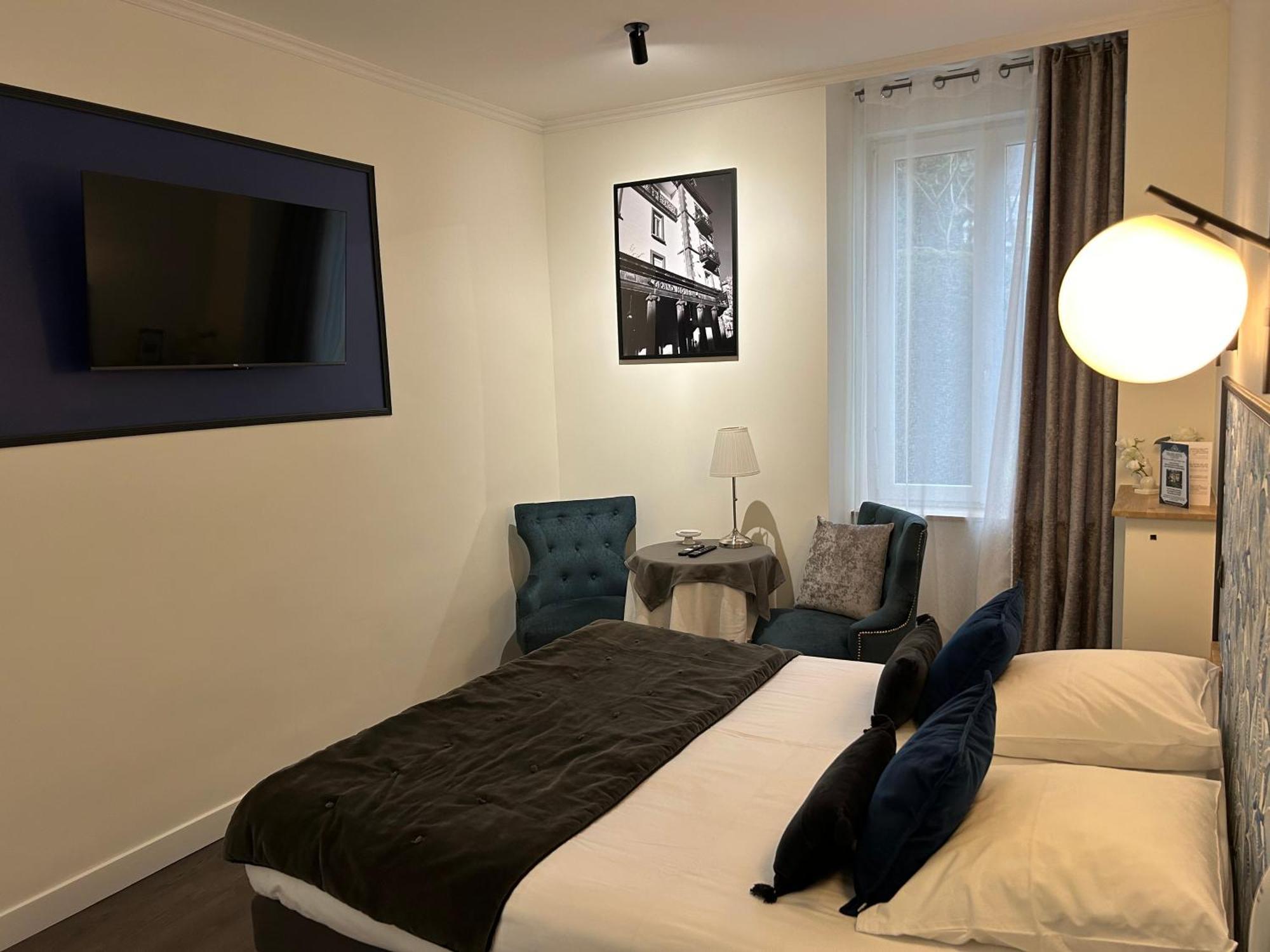 Le Grand Hotel Mont Dore Bagian luar foto
