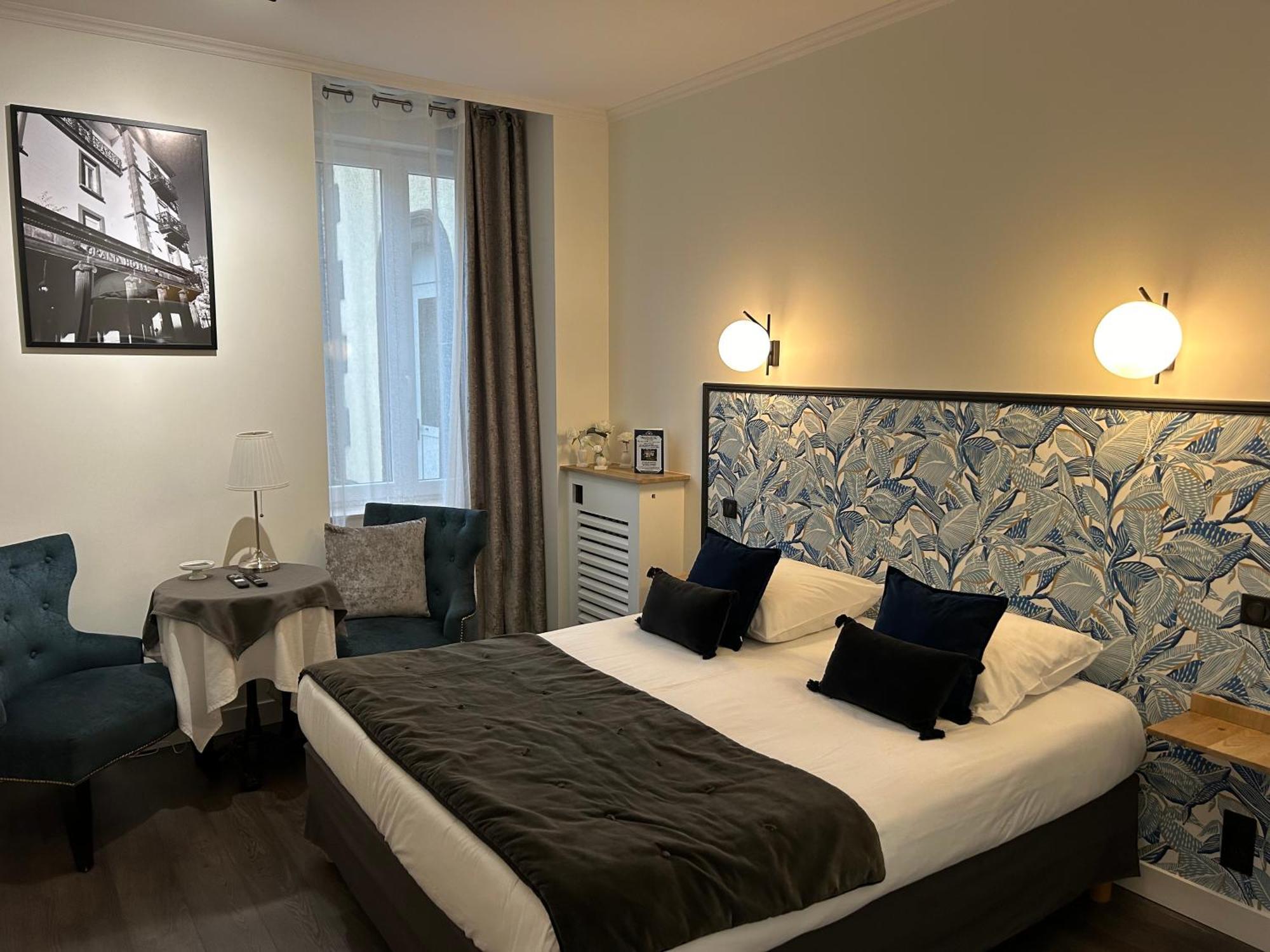 Le Grand Hotel Mont Dore Bagian luar foto