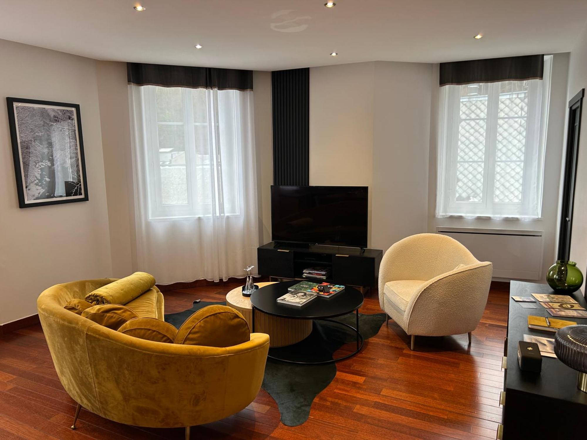 Le Grand Hotel Mont Dore Bagian luar foto