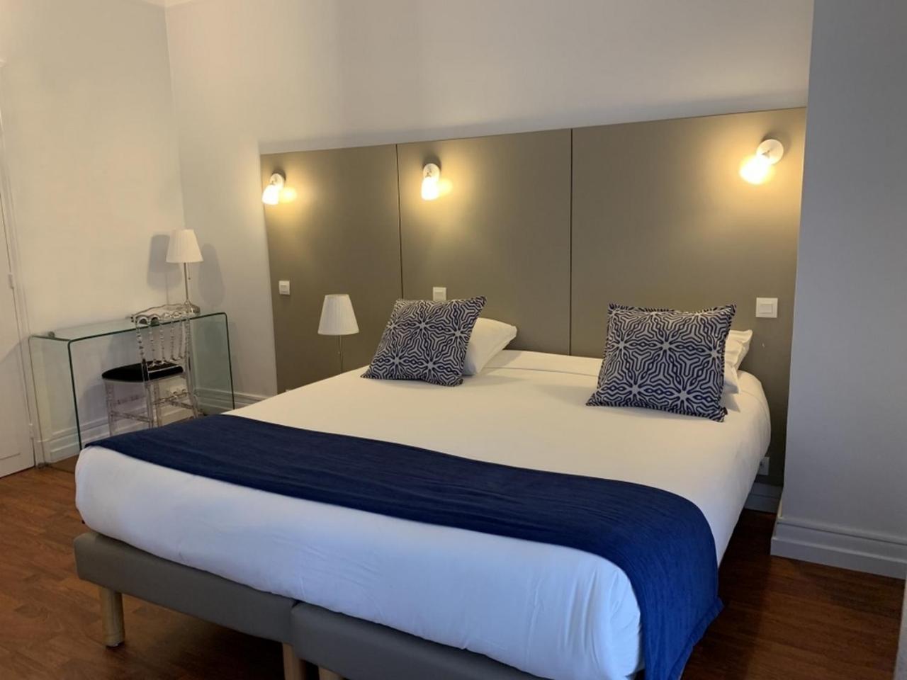 Le Grand Hotel Mont Dore Bagian luar foto